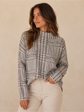 Max Studio Grey Houndstooth Mock Neck Sweater